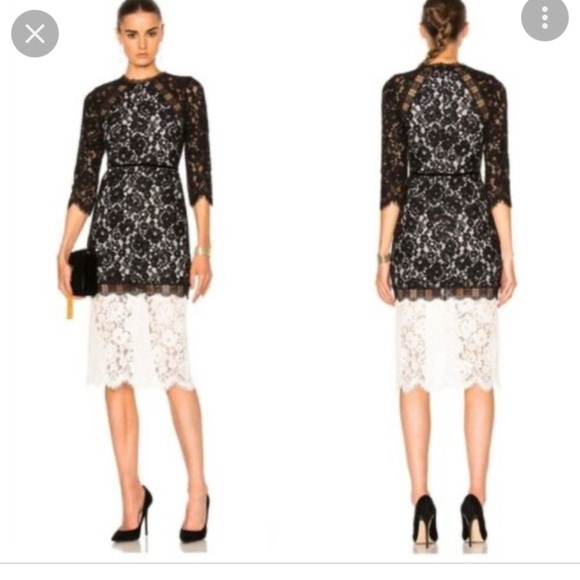 NWT Alexis Whitney 3/4 Sleeve Black and White High Scalloped Lace Dress. Size XS - Picture 1 of 11